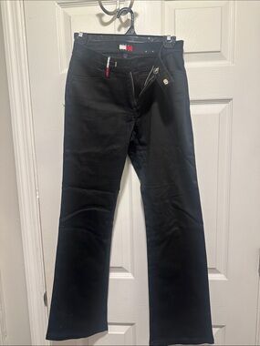 Tommy Hilfiger Black Straight-Leg Jeans with Signature Flag Detail